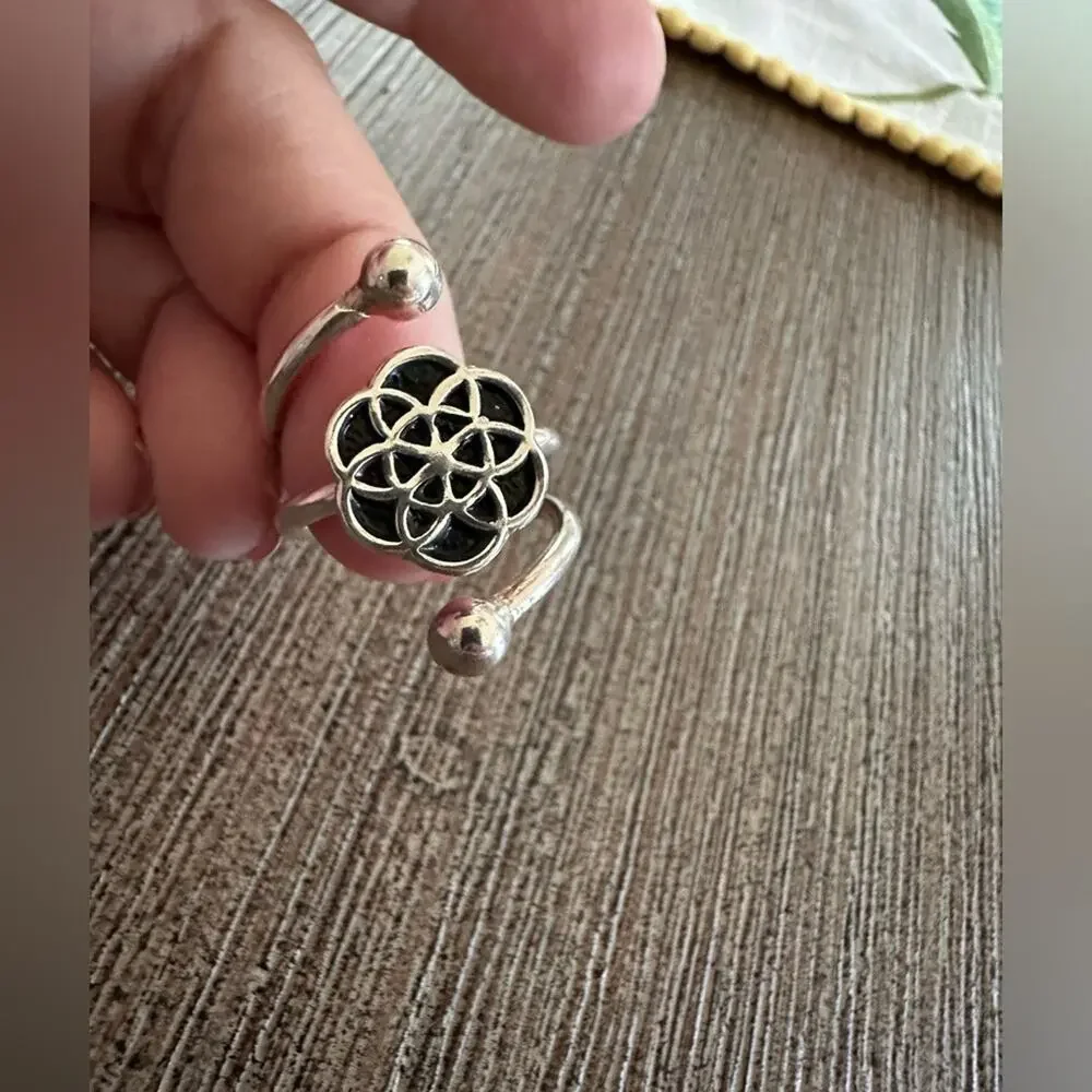 Peruvian 950 Silver Spiral Ring, Black Seed of Life Universal Blossom Size 7 New